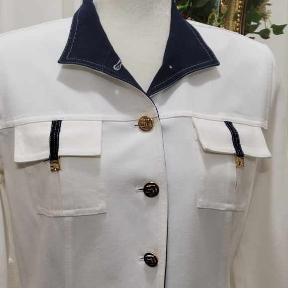 Jacket - Picture 4 of 15